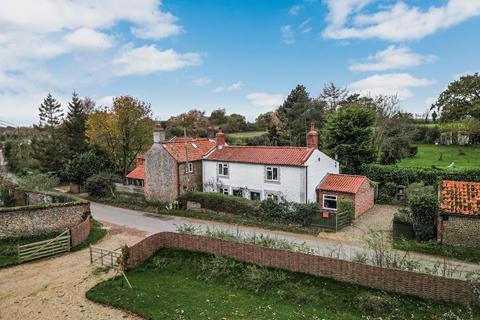 Southrepps 3 bed cottage for sale