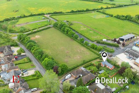 Plum Orchard, Marton Road, Birdingbury 2 bed house for sale