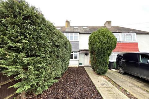 Gilders Road, Chessington, Surrey.... 3 bed terraced house for sale
