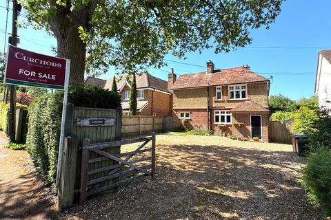 Red House Lane, Elstead, GU8 3 bed detached house for sale