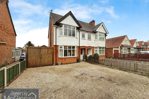 Alcester Road, Stratford