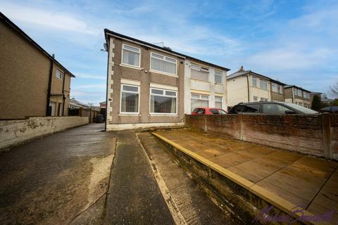 Larch Drive, Bradford BD6 2 bed semi