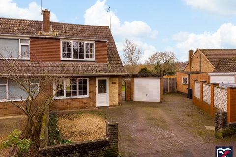 The Greenway, Daventry NN11 3 bed detached house for sale