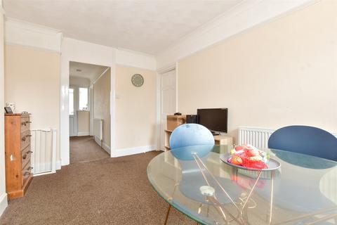 New Road, Sandown, Isle of Wight 3 bed semi