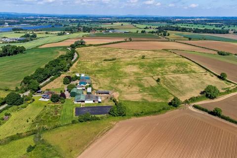 Broad Hill, Defford 4 bed detached house for sale