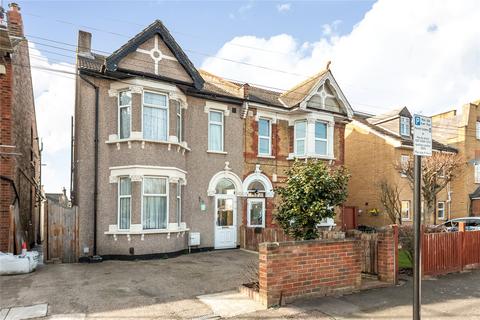 Dunheved Road West, Thornton Heath, CR7 5 bed semi