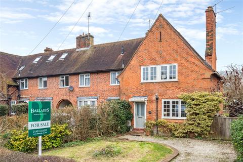 Western Avenue, Oxfordshire RG9 3 bed end of terrace house for sale