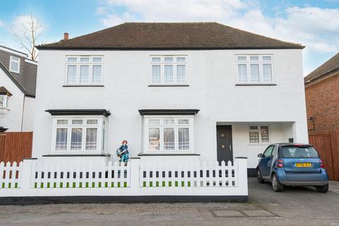 South Eden Park Road, Beckenham BR3 6 bed detached house for sale