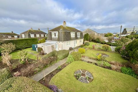 Crown Crescent, St. Newlyn East, Newquay 2 bed semi