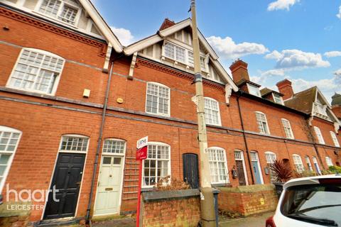 Aylestone Road, Leicester 3 bed terraced house for sale