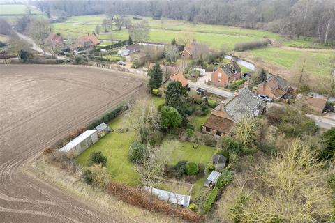 The Street, Ingworth, Norwich 3 bed cottage for sale