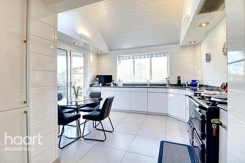 Brasted, Chart 3 bed detached house for sale