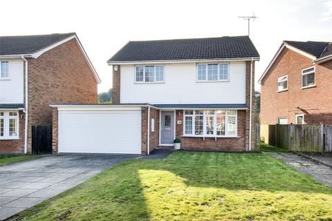 Chantry Avenue, Hartley, Kent, DA3 3 bed detached house for sale