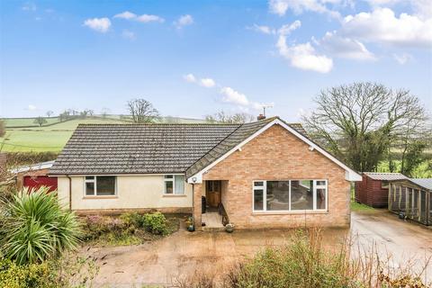 Curscombe, Honiton 3 bed bungalow for sale