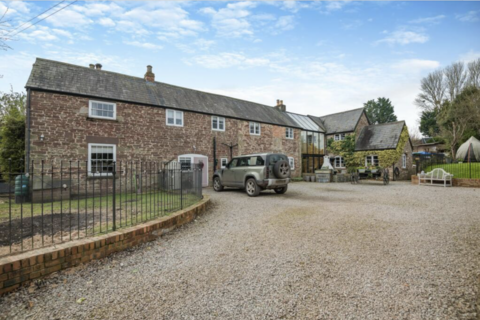 Bullo Pill, Gloucestershire, GL14 1ED 5 bed detached house for sale