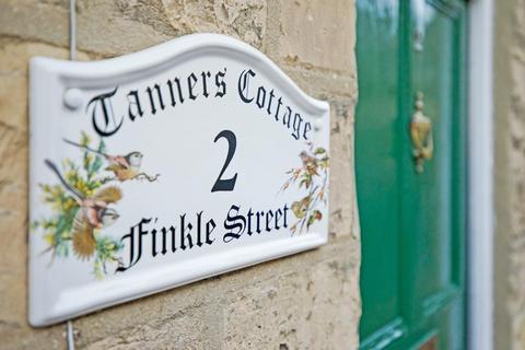 Finkle Street, Knaresborough 3 bed end of terrace house for sale