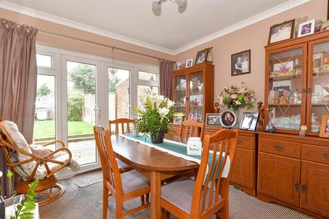 Orchard Way, Eastchurch, Sheerness, Kent 4 bed semi