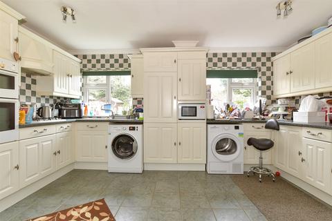 Orchard Way, Eastchurch, Sheerness, Kent 4 bed semi