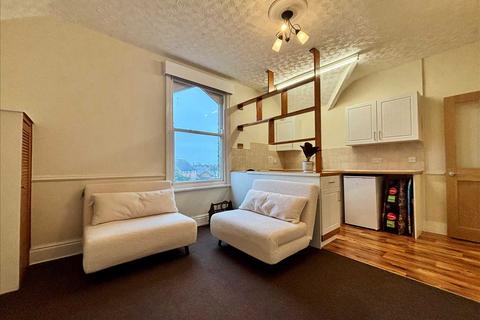 Princess Royal Terrace, Scarborough 1 bed apartment for sale