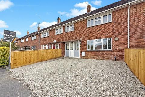Somerset Crescent, Melksham SN12 3 bed terraced house for sale