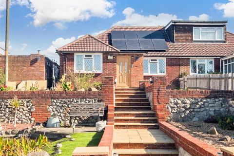 Vauxhall Crescent, Snodland, Kent 3 bed semi