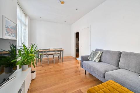 Merrow Street, Elephant and Castle... 1 bed flat for sale