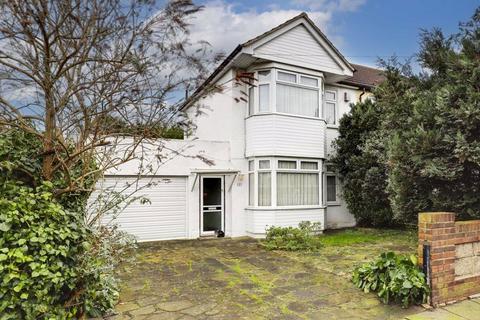 Pembroke Avenue, Enfield 2 bed terraced house for sale
