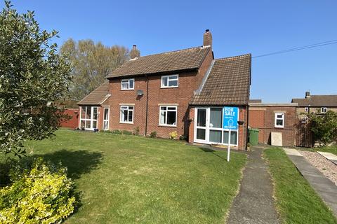 Richards Road, Donnington, Telford... 2 bed semi