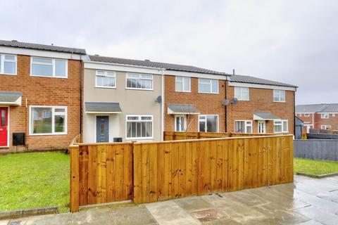 Holmefields Road, Middlesbrough, TS6 3 bed terraced house for sale