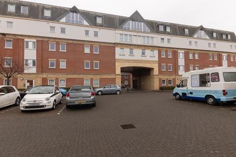 Curzon Street, Burton