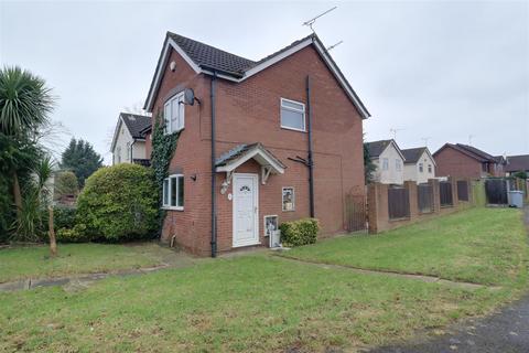 Kestrel Drive, Crewe 2 bed semi