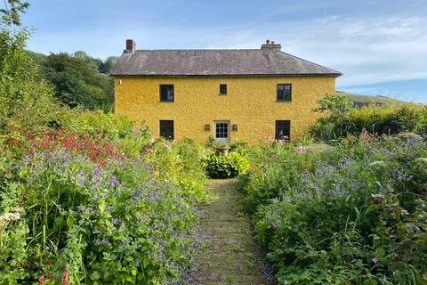 Llanfynydd, Carmarthen 4 bed property with land for sale