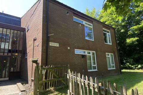 Telford TF3 2 bed flat for sale