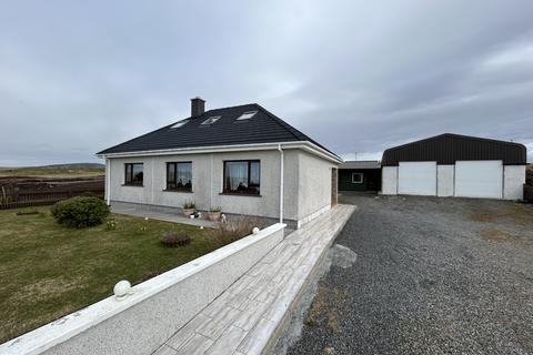 Locheport HS6 4 bed detached house for sale