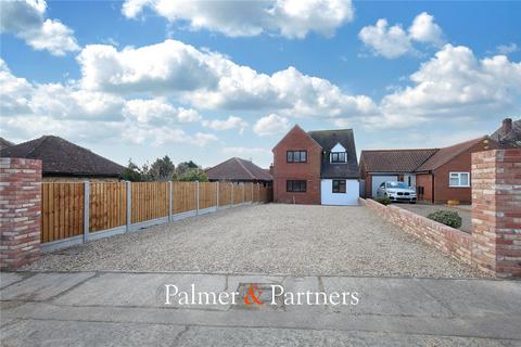 Swan Close, Colchester, Essex, CO4 5 bed detached house for sale