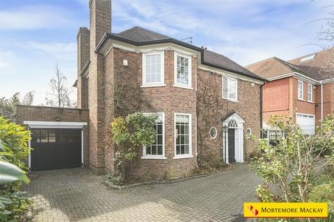 Green Dragon Lane, London 4 bed detached house for sale