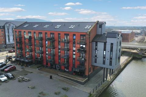 Provender, Gloucester Docks 1 bed apartment for sale