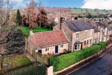High Street, Hampsthwaite, Near... 4 bed end of terrace house for sale