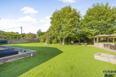 The Crescent, Common Platt... 4 bed bungalow for sale