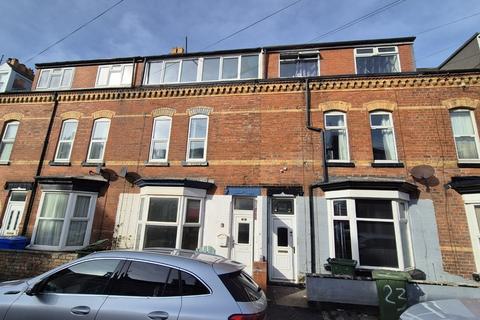 Clarence Road, Bridlington, YO15 2QX 5 bed terraced house for sale