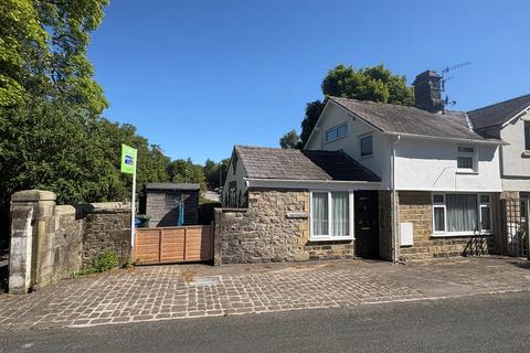 Coach House Cottage, Overdale Court... 1 bed semi