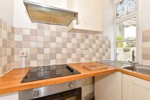 Mitchell Avenue, Ventnor, Isle of Wight 2 bed ground floor flat for sale
