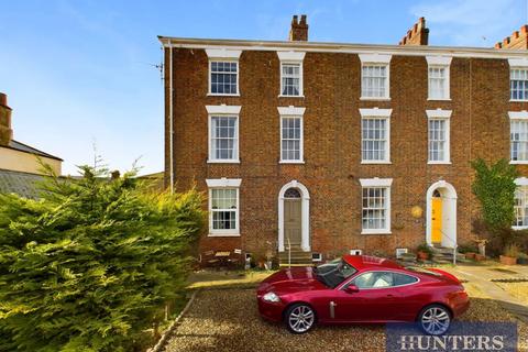 Tennyson Avenue, Bridlington 1 bed flat for sale