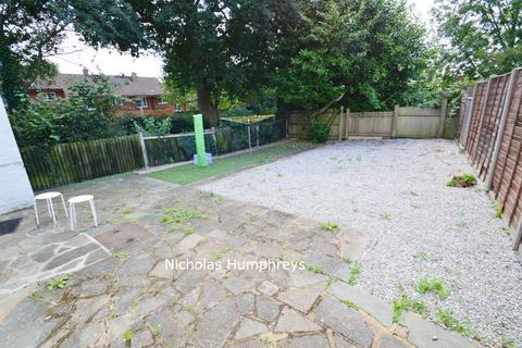 Willow Way, Hatfield AL10 5 bed semi