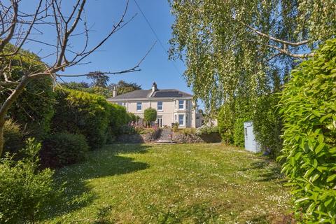 Dawlish Road, Teignmouth 5 bed semi