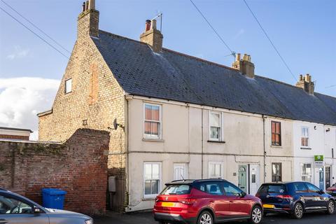 High Street, Patrington 1 bed end of terrace house for sale