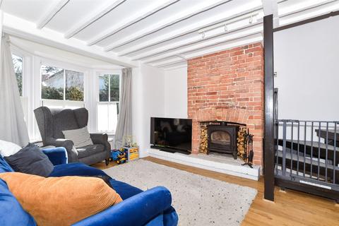 Sutton Street, Bearsted, Maidstone, Kent 2 bed semi