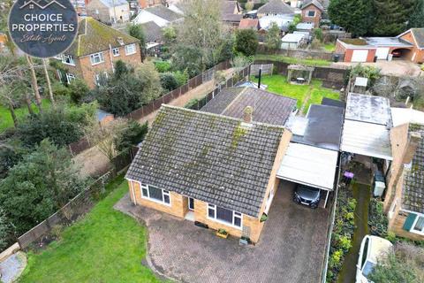Tothby Lane, Alford LN13 5 bed detached bungalow for sale