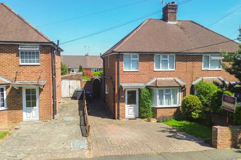 Allen Road, Haywards Heath, RH16 2 bed semi