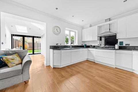 Dorrington Way, Beckenham 4 bed townhouse for sale